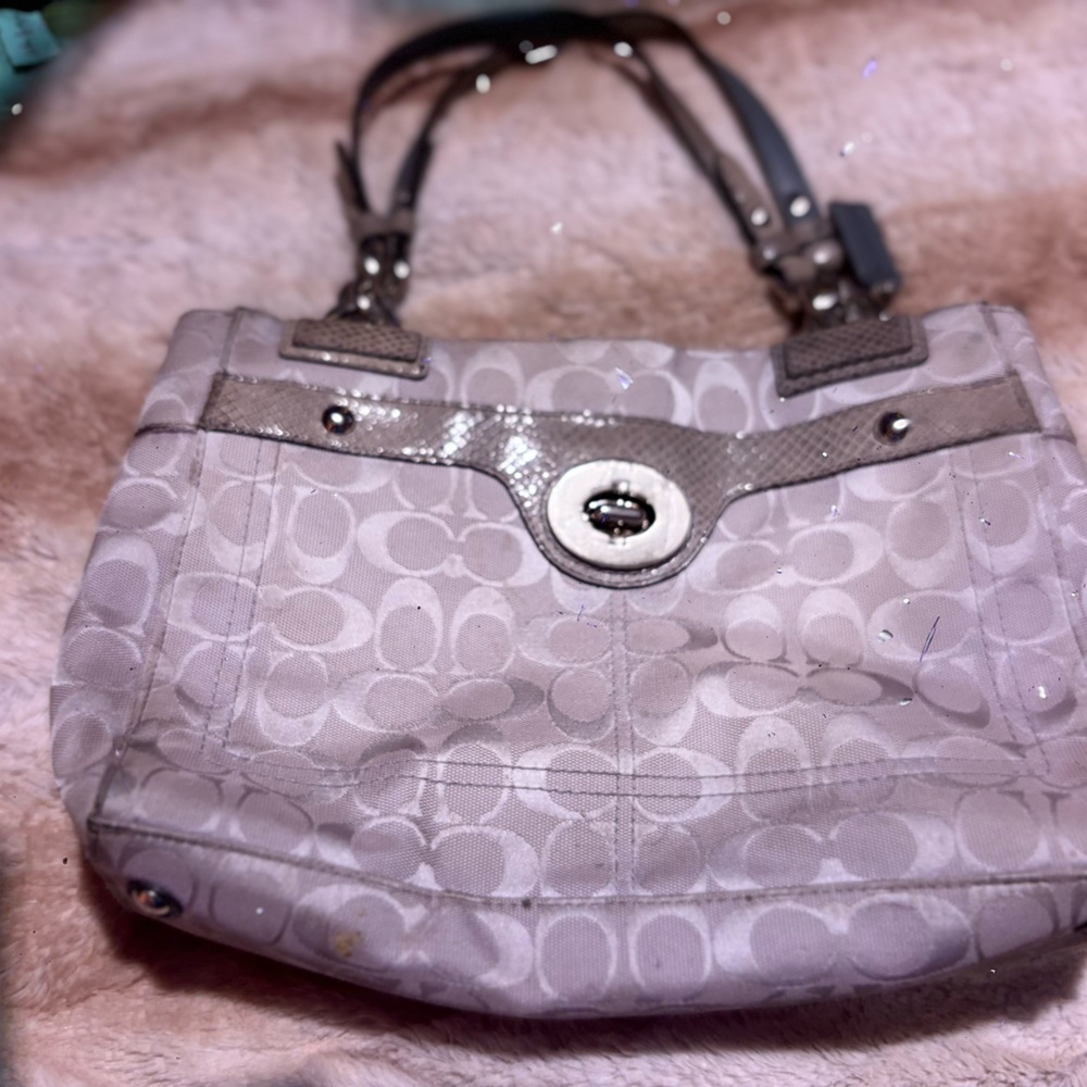 Coach Signature Pattern Shoulder Bag in Gray